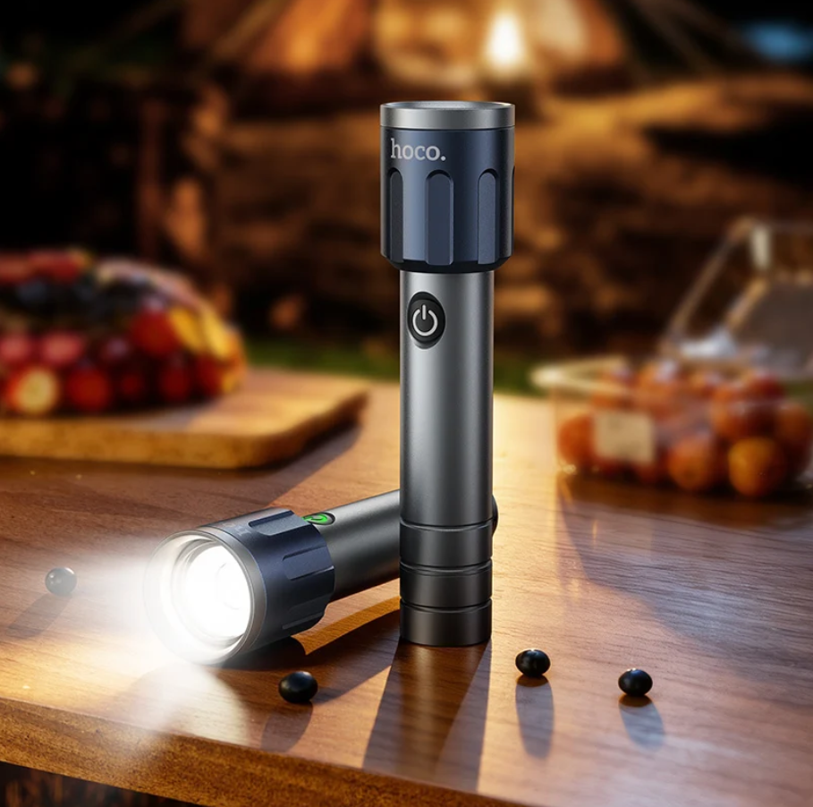 1200 Lumens Rechargeable LED Flashlight with 5000mAh Battery (DL25)