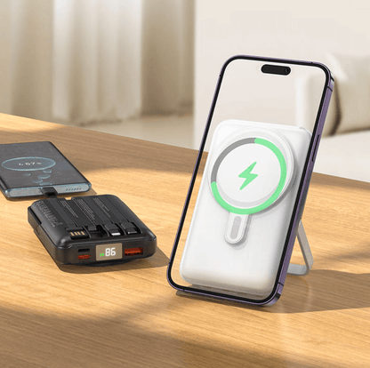 J135 Rico Magnetic Wireless Power Bank 10000mAh Rear View