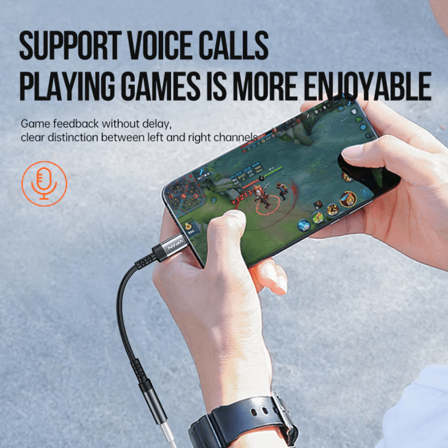 Vipfan Lightning to 3.5mm Audio Jack Adaptor Lifestyle Use