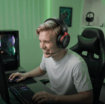 W116 gaming headset featuring 2.4GHz low-latency wireless connectivity
